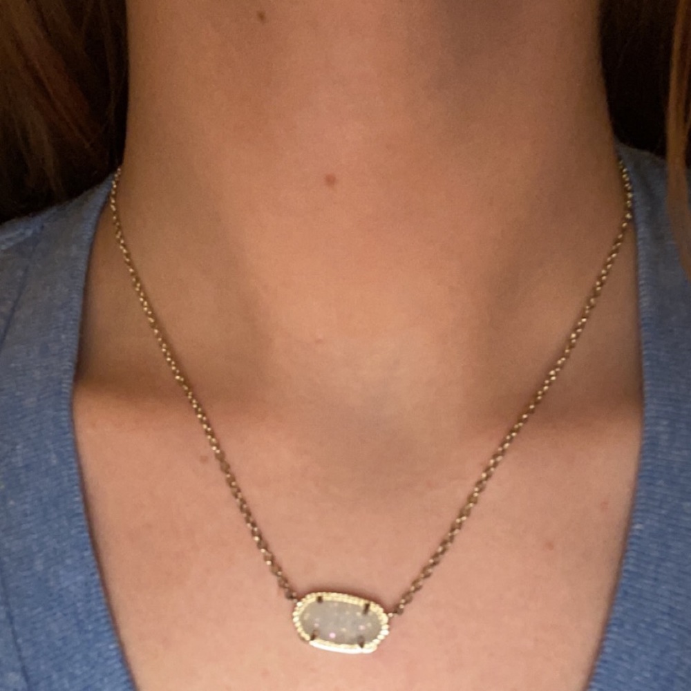 Kendra Scott necklace white/opal